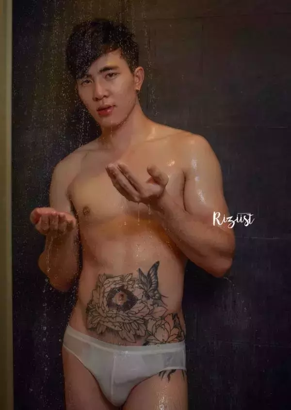 RiZiist MaGazine 09 | KnoW