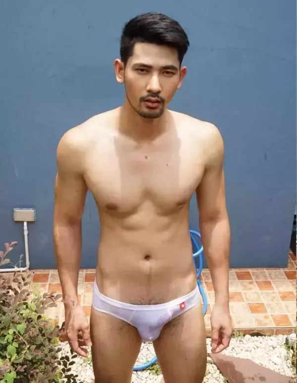Touch My Body 01 | Rome Panupong
