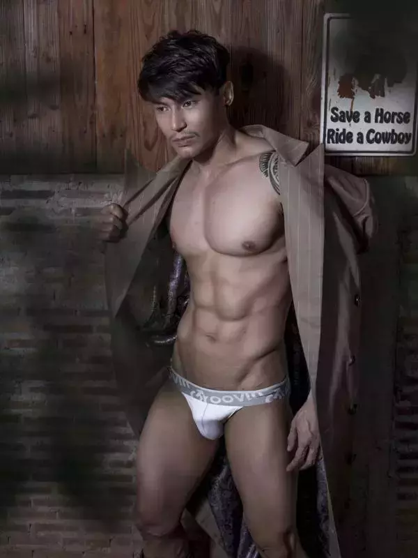 HiMM 4