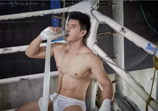 naGUY 17 正宗泰拳 真男人 圖吉姆