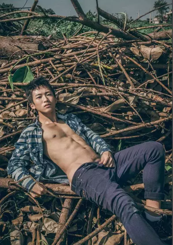 [PHOTO SET] Whoseman 1 吳敵警長來囉~~~我的靴子裡有蛇!!!