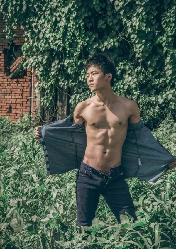 [PHOTO SET] Whoseman 1 吳敵警長來囉~~~我的靴子裡有蛇!!!