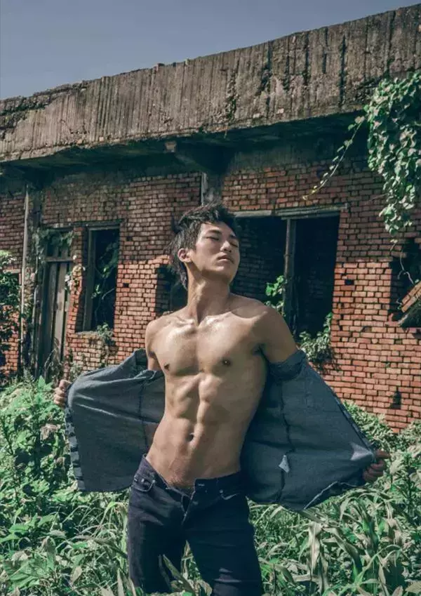 [PHOTO SET] Whoseman 1 吳敵警長來囉~~~我的靴子裡有蛇!!!