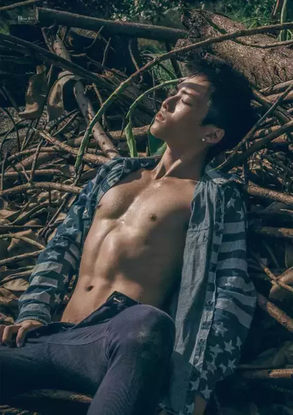 [PHOTO SET] Whoseman 1 吳敵警長來囉~~~我的靴子裡有蛇!!!