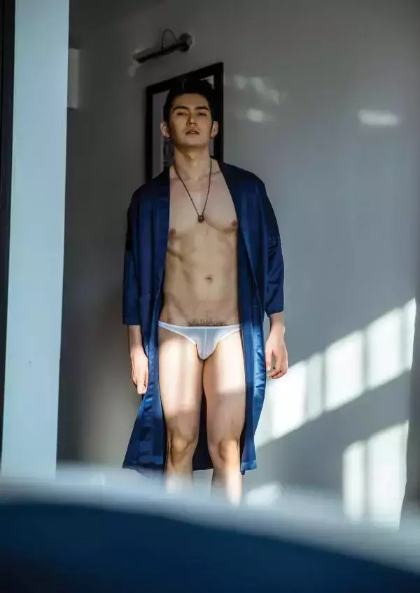 Gemini 09 | ChinG Peerawich R
