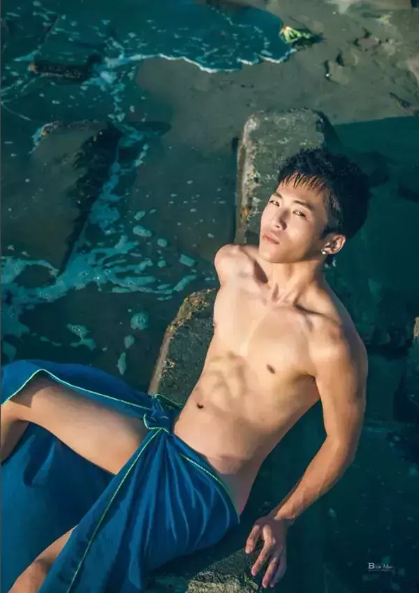 [PHOTO SET] Whoseman 1 吳敵警長來囉~~~我的靴子裡有蛇!!!