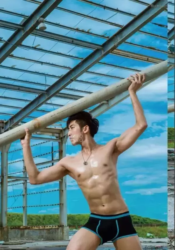 [PHOTO SET] Whoseman 9 明星教練/男丁格爾-芬達
