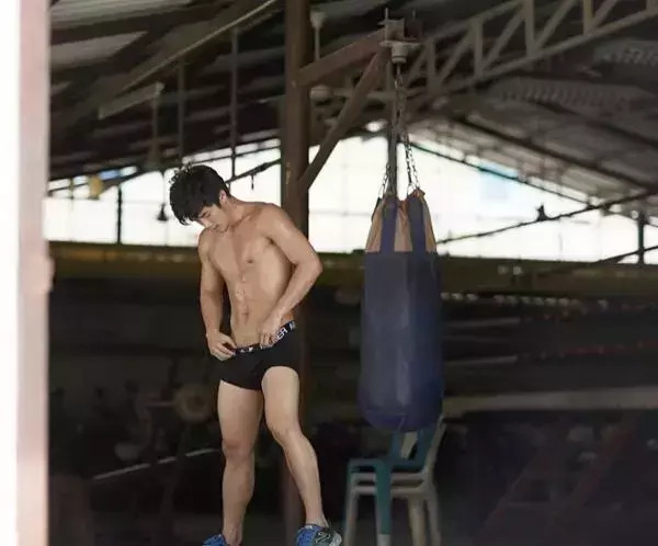 [PHOTO SET] APOLLO 01 - HANDSOME THAI BOXER