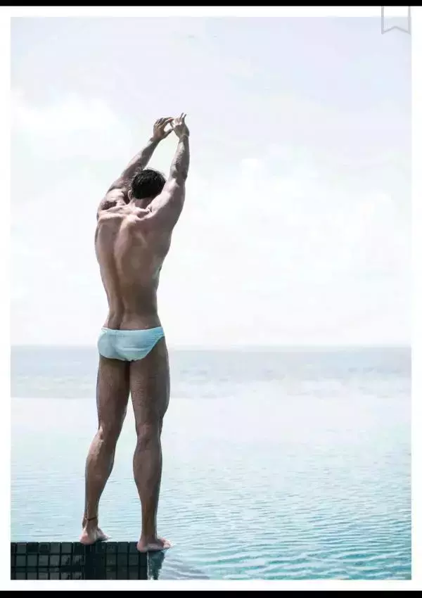 謝梓秋男性ヌード写真集「Naked Osean」裸海之旅