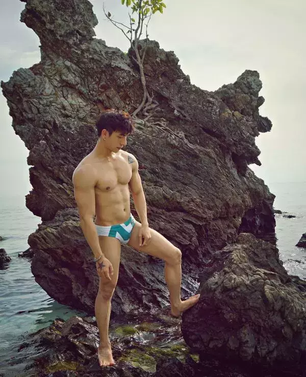 Hunger Homme | Ice Ratawit