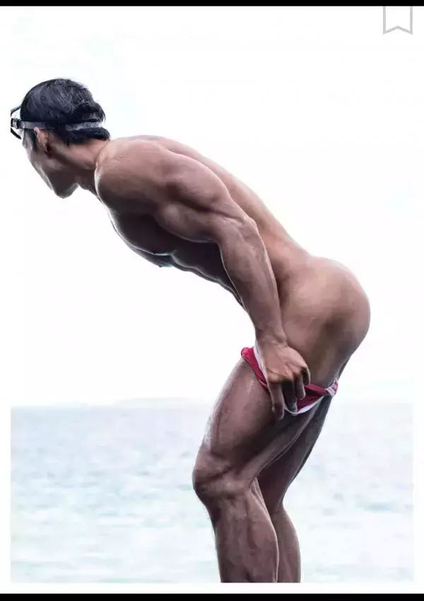 謝梓秋男性ヌード写真集「Naked Osean」裸海之旅
