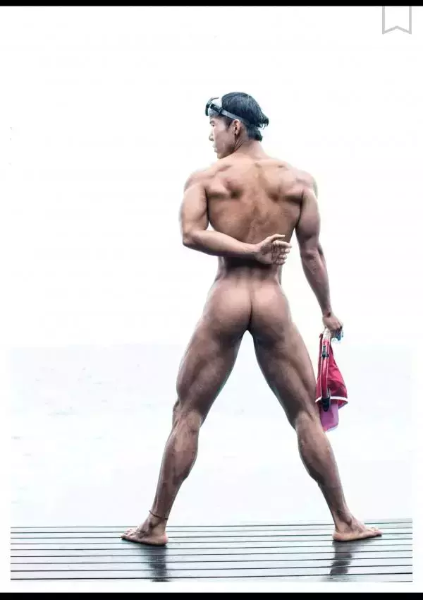 謝梓秋男性ヌード写真集「Naked Osean」裸海之旅