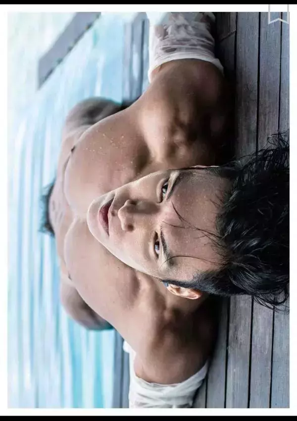 謝梓秋男性ヌード写真集「Naked Osean」裸海之旅