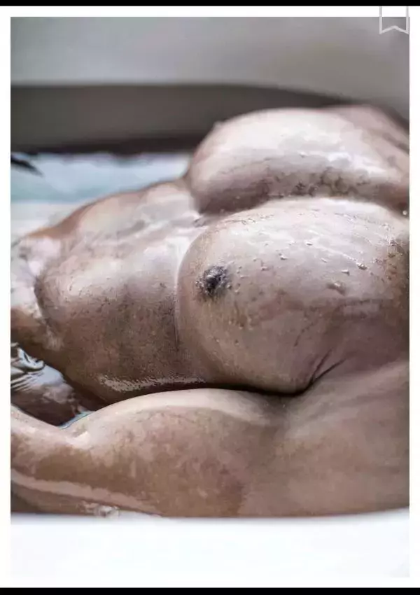 謝梓秋男性ヌード写真集「Naked Osean」裸海之旅