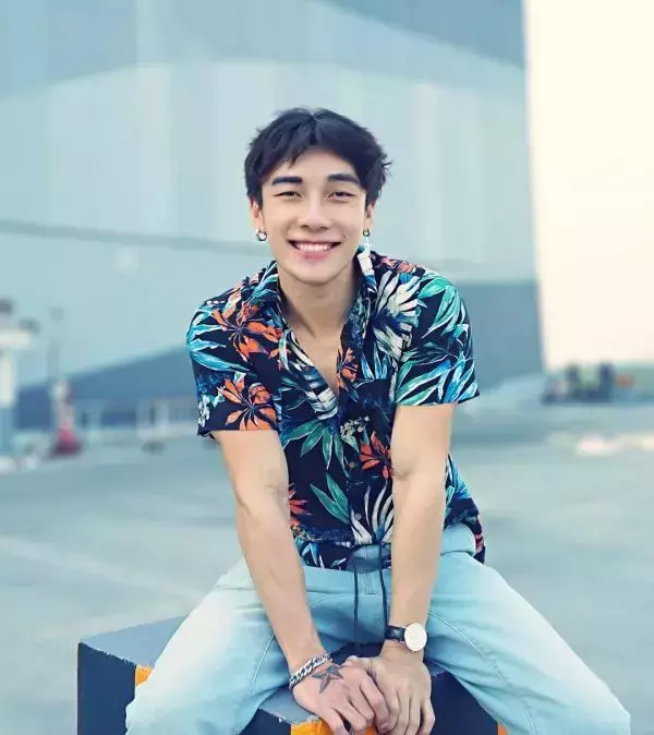 Hunger Homme | Ice Ratawit
