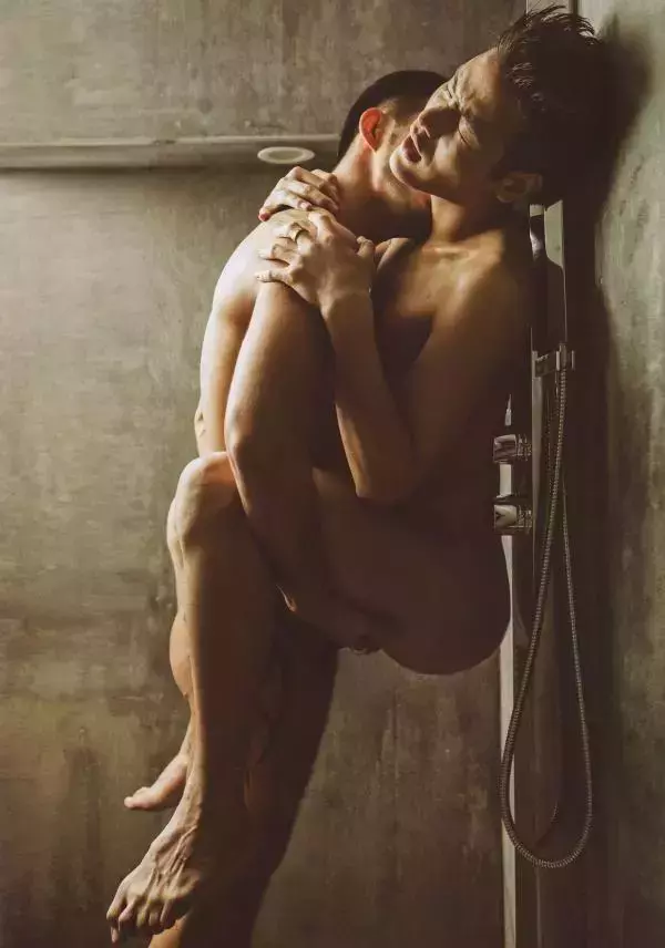 謝梓秋男性ヌード写真集「LOVE Entanglement」 茶顏
