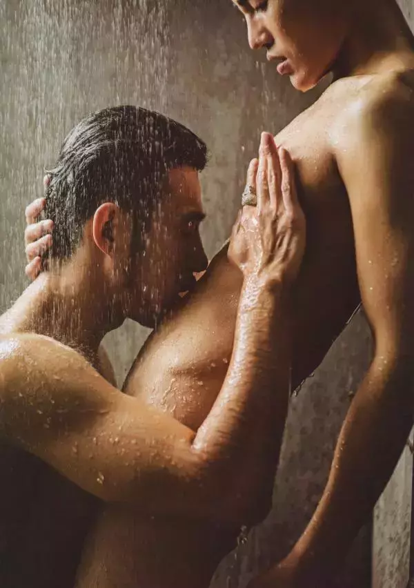 謝梓秋男性ヌード写真集「LOVE Entanglement」 茶顏
