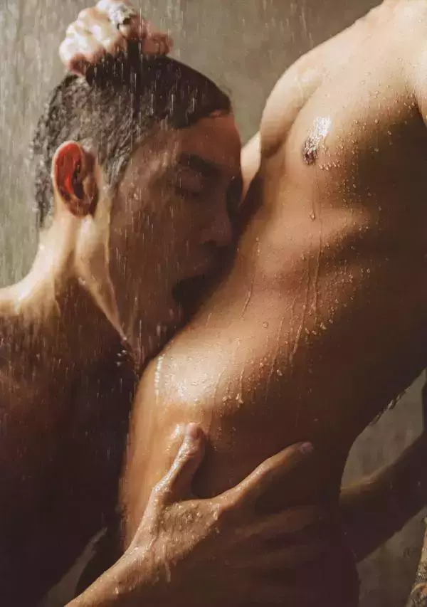 謝梓秋男性ヌード写真集「LOVE Entanglement」 茶顏