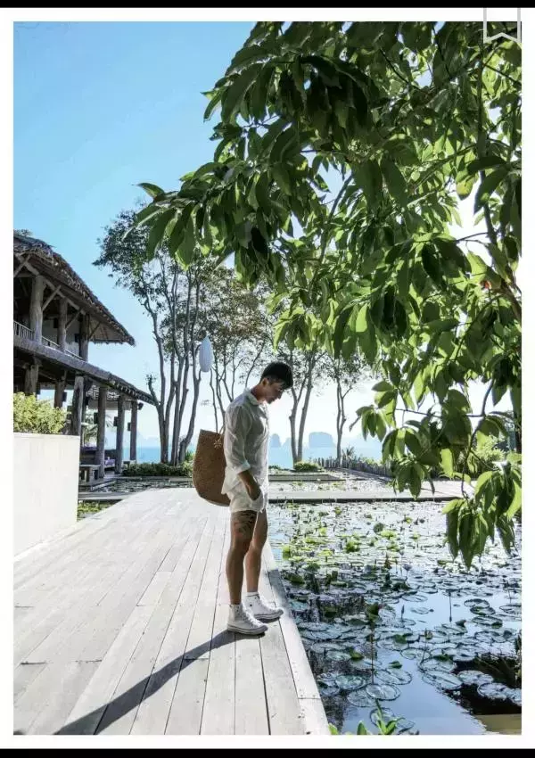 謝梓秋男性ヌード写真集「Naked Osean」裸海之旅