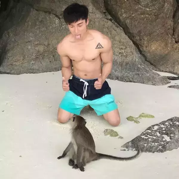 Hunger Homme | Ice Ratawit