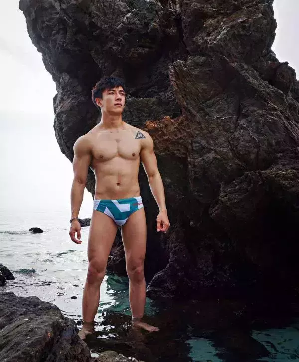 Hunger Homme | Ice Ratawit