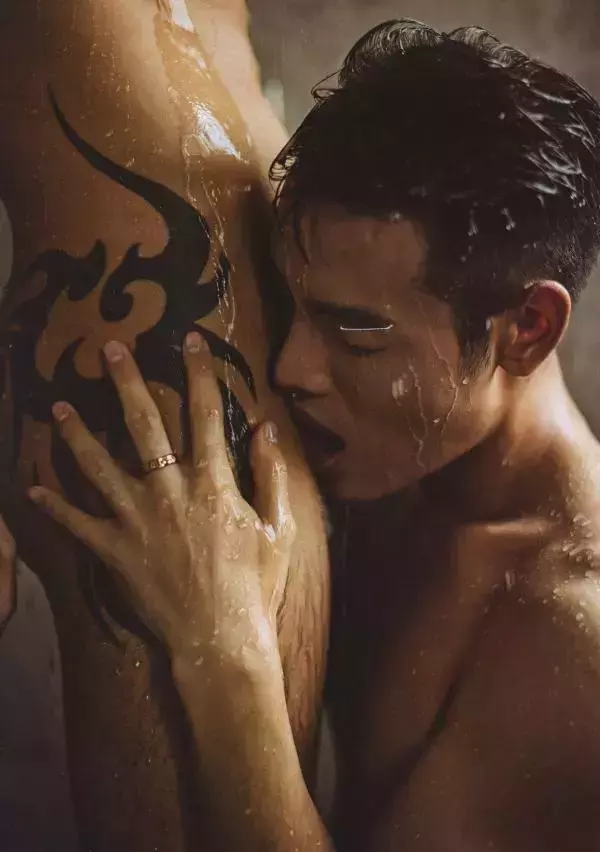 謝梓秋男性ヌード写真集「LOVE Entanglement」 茶顏