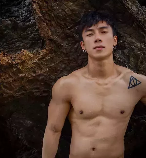 Hunger Homme | Ice Ratawit