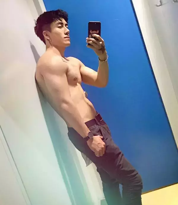 Hunger Homme | Ice Ratawit