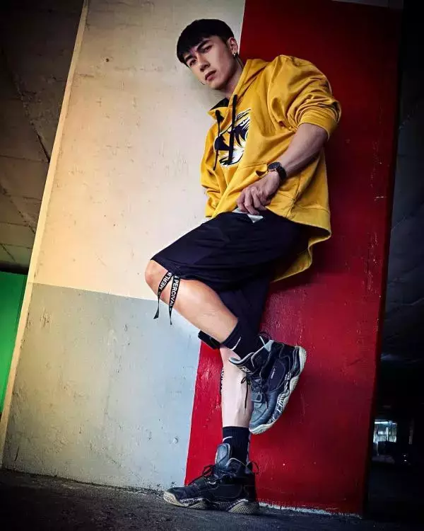 Hunger Homme | Ice Ratawit