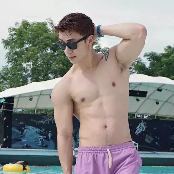 Hunger Homme | Ice Ratawit