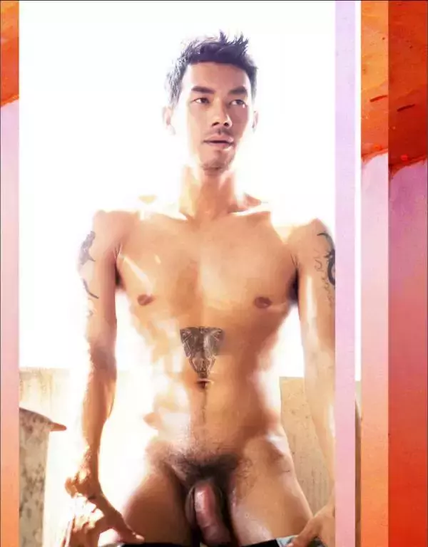 MAN OMG 3 - Guy On Hot Street
