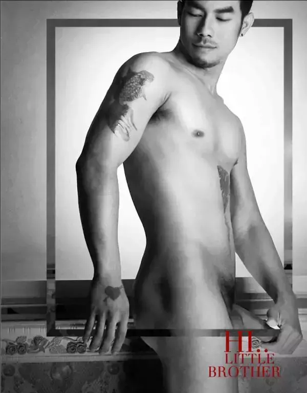 MAN OMG 3 - Guy On Hot Street