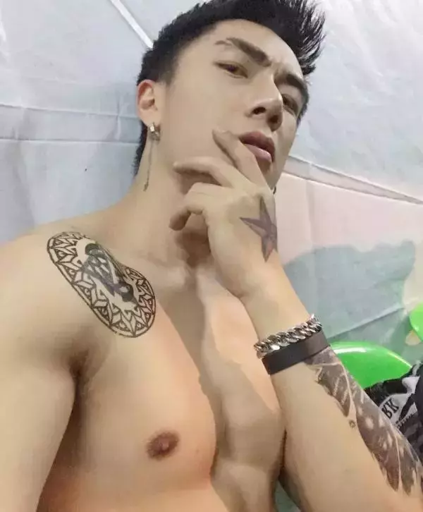 Hunger Homme | Ice Ratawit
