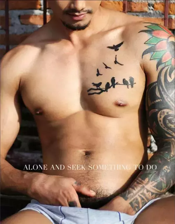 MAN OMG 4 - Chai Charlee