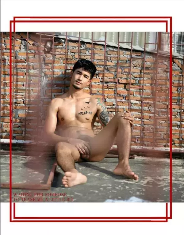 MAN OMG 4 - Chai Charlee