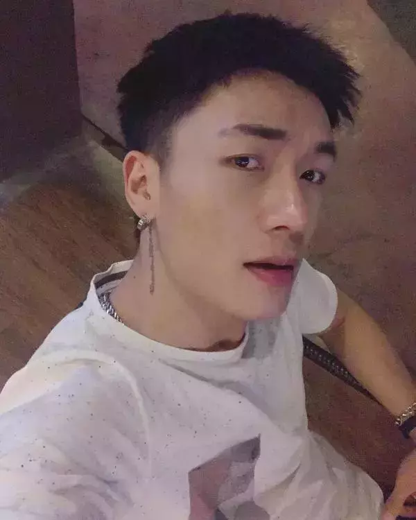 Hunger Homme | Ice Ratawit