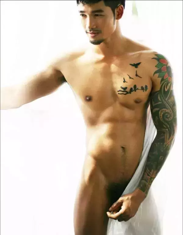 MAN OMG 4 - Chai Charlee