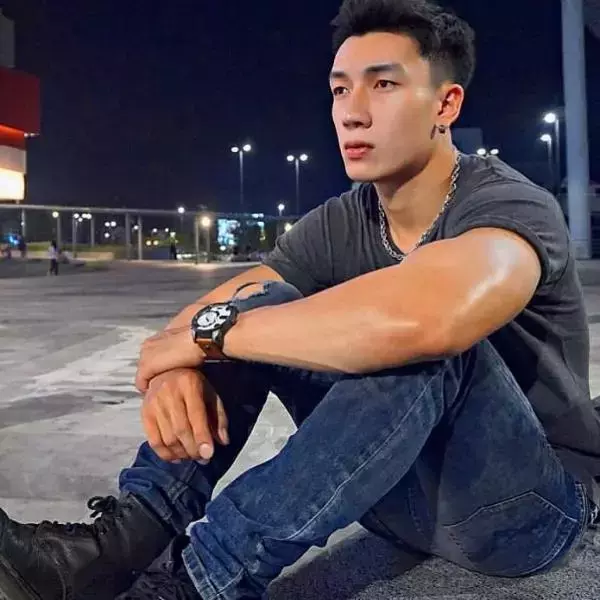 Hunger Homme | Ice Ratawit