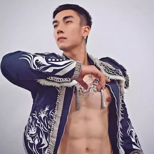 Hunger Homme | Ice Ratawit