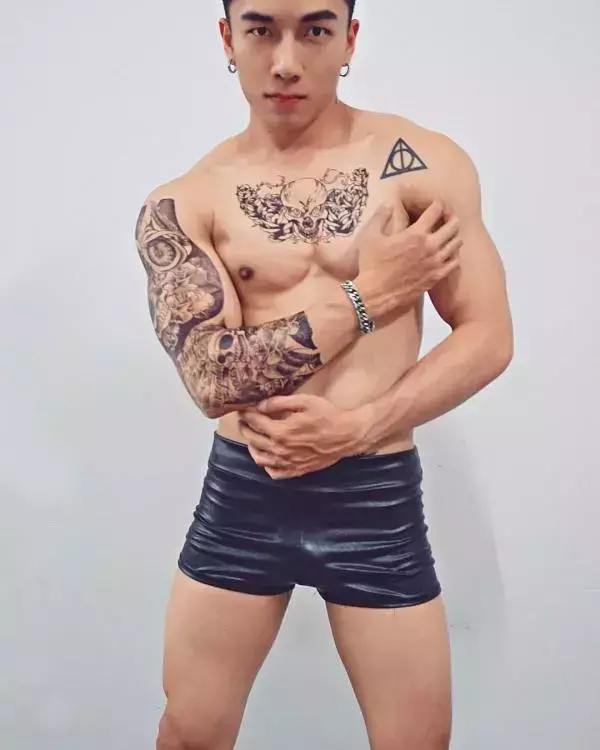 Hunger Homme | Ice Ratawit