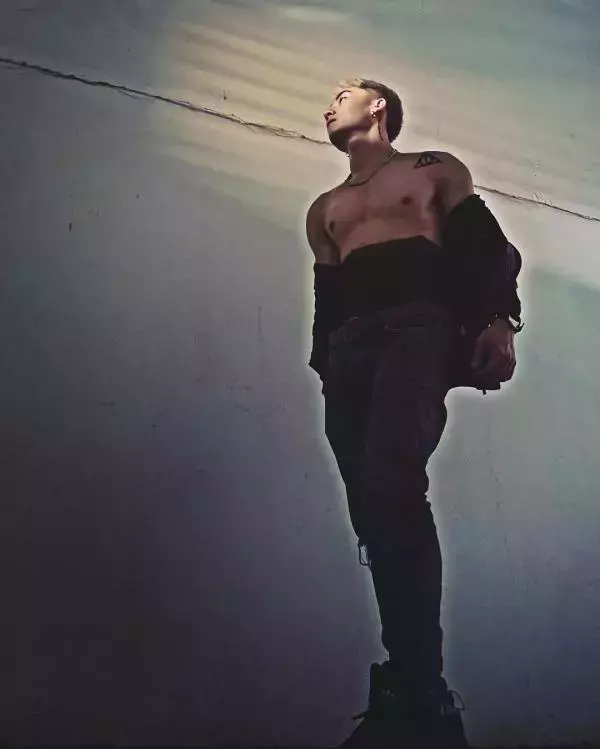 Hunger Homme | Ice Ratawit