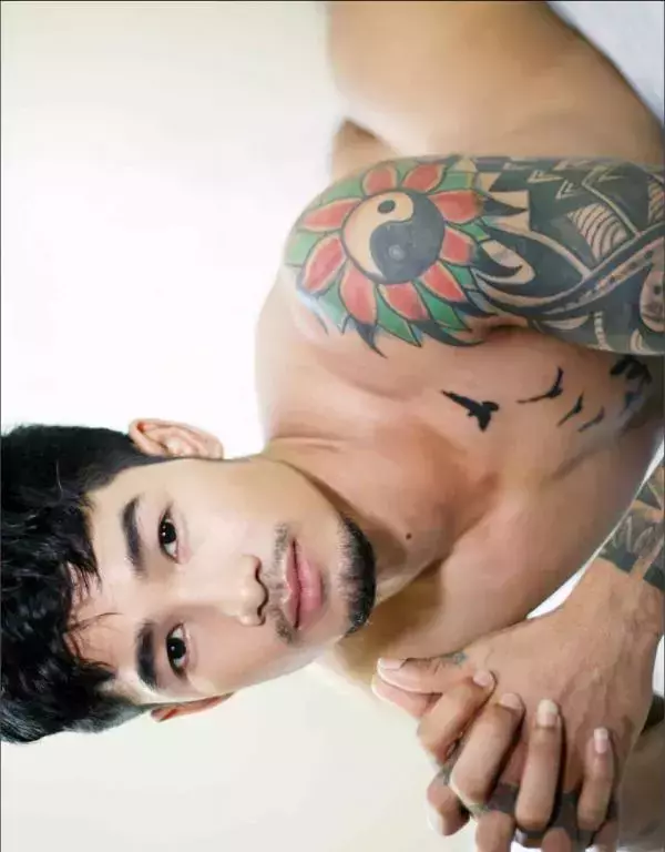 MAN OMG 4 - Chai Charlee