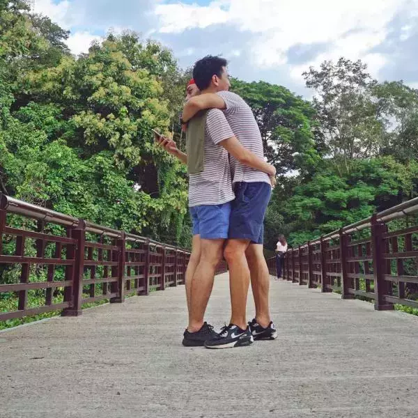 Hunger Homme | Ice Ratawit