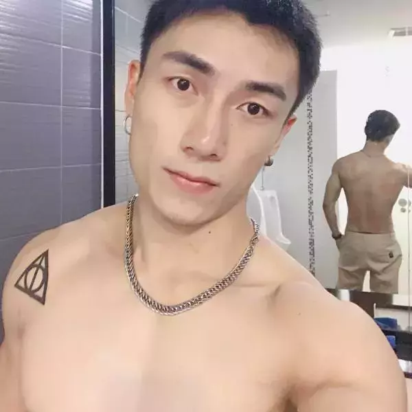 Hunger Homme | Ice Ratawit