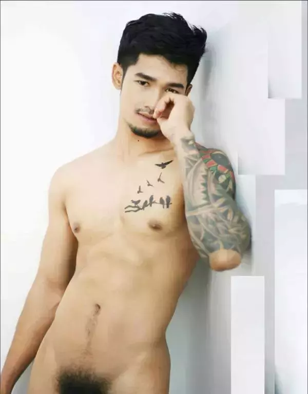 MAN OMG 4 - Chai Charlee