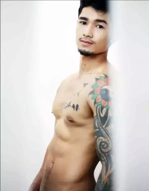 MAN OMG 4 - Chai Charlee