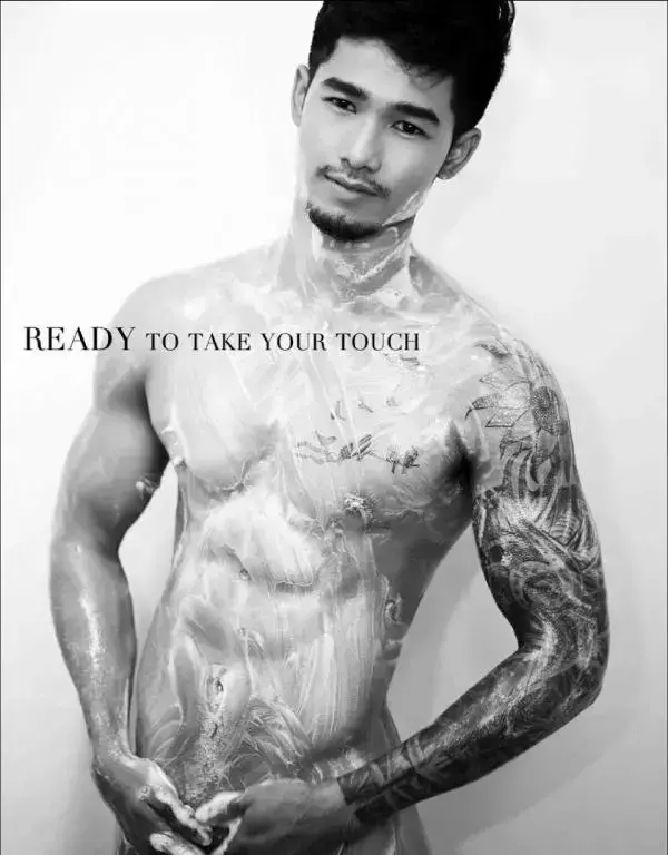 MAN OMG 4 - Chai Charlee