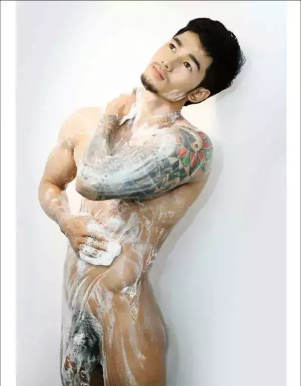 MAN OMG 4 - Chai Charlee
