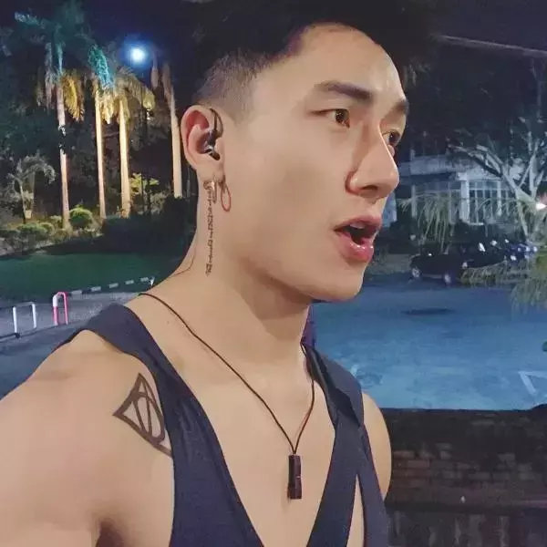 Hunger Homme | Ice Ratawit
