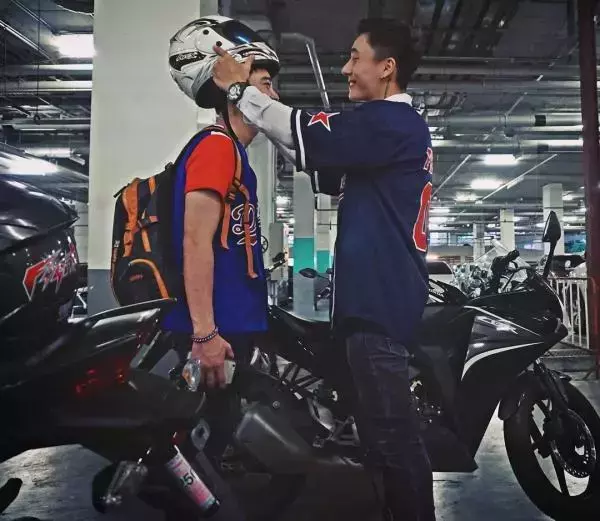 Hunger Homme | Ice Ratawit